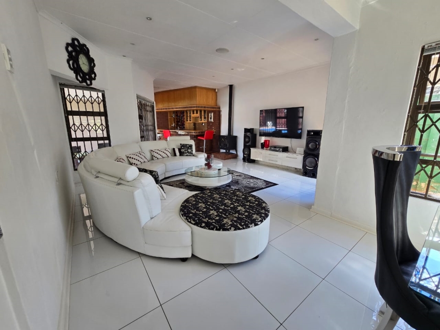 4 Bedroom Property for Sale in Dan Pienaar Free State